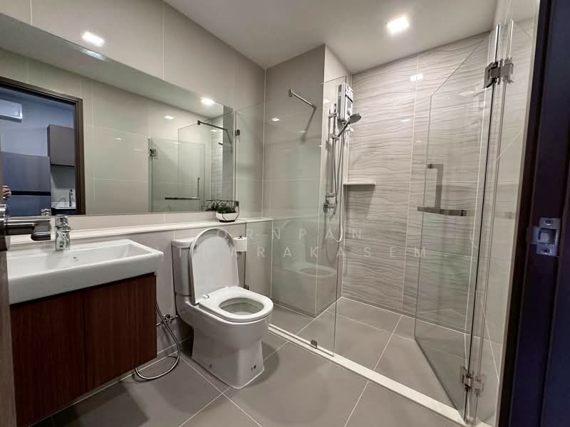 Life Phahon-Ladprao, Bangkok, 996 Phahonyothin Road, Jom Phon, Chatuchak, Bangkok, Studio, 29 sqm, Condo For Rent, by Pornpan Chantharakasemchai, 500187289 - DDproperty.com