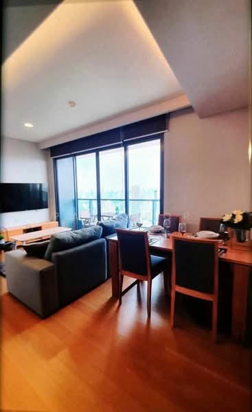 The Lumpini 24, Bangkok, Sukhumvit 24 Road, Khong Tan, Khlong Toei, Bangkok, 2 Bedrooms, 65 sqm, Condo For Rent, by Pattaporn Yongsungnone, 500187295 - DDproperty.com