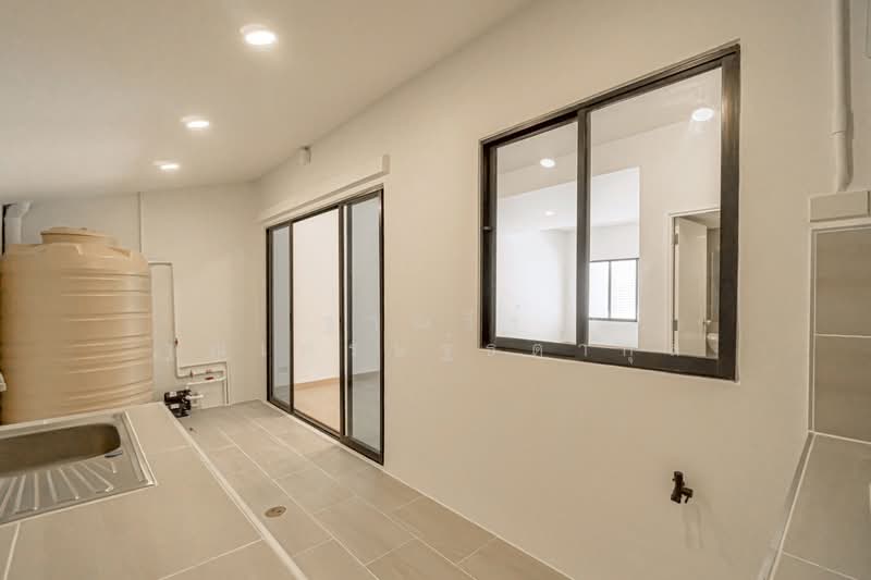 The Connect Suanluang-Onnut, Bangkok, Soi 67, Chalerm Phrakiat Rama 9 Road, Prawet, Prawet, Bangkok, 3 Bedrooms, 86 sqm, Townhouse For Sale, by Tharnavee Tharnasetthadakul, 500187320 - DDproperty.com