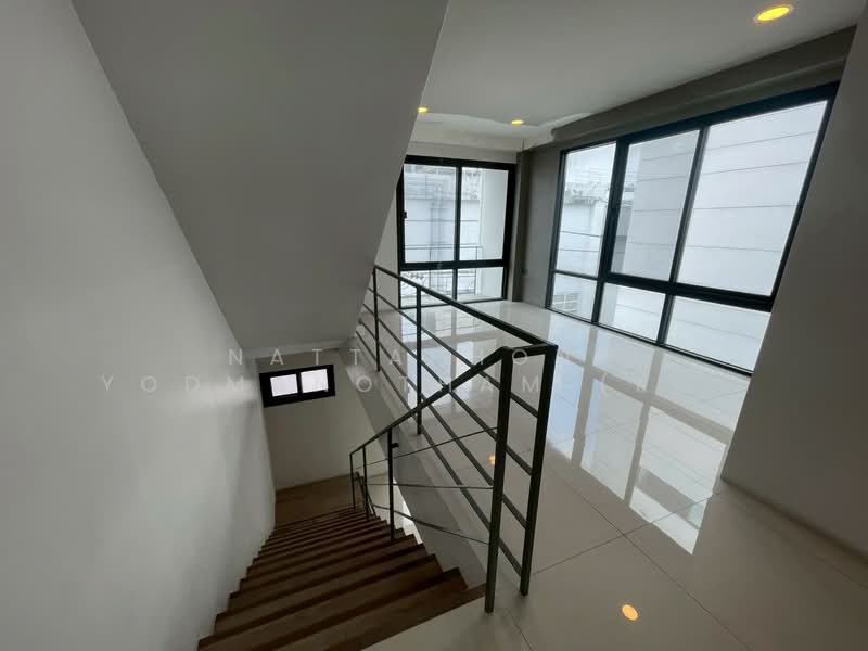 Nirvana Beyond Kaset-Nawamin, Bangkok, Khlong Lam Chiak Road, Nuan Chan, Bueng Kum, Bangkok, 1 Bedroom, 68 sqm, Single Detached House For Sale, by NATTAPHONG Yodmanotham (K. Book), 500187324 - DDproperty.com