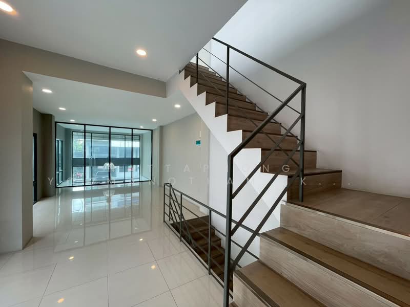 Nirvana Beyond Kaset-Nawamin, Bangkok, Khlong Lam Chiak Road, Nuan Chan, Bueng Kum, Bangkok, 1 Bedroom, 68 sqm, Single Detached House For Sale, by NATTAPHONG Yodmanotham (K. Book), 500187324 - DDproperty.com