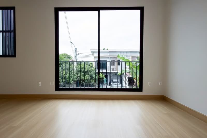 The Connect Suanluang-Onnut, Bangkok, Soi 67, Chalerm Phrakiat Rama 9 Road, Prawet, Prawet, Bangkok, 3 Bedrooms, 72 sqm, Townhouse For Sale, by Tharnavee Tharnasetthadakul, 500187331 - DDproperty.com