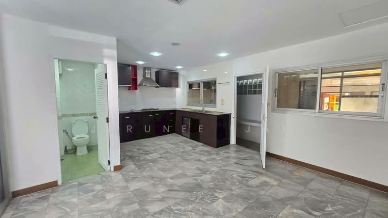 Krungthep Kreetha 15, Bangkok, กรุงเทพกรีฑา, Saphan Sung, Saphan Sung, Bangkok, , 864 sqm, Office Space For Rent, by Jarunee (Ja), 500187355 - DDproperty.com