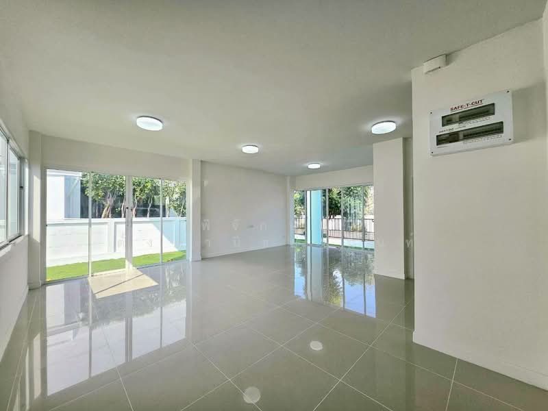 Baan Alicha Suksawat - Prachauthit : บ้านอลิชา สุขสวัสดิ์ - ประชาอุทิศ, Samut Prakan, ประชาอุทิศ, Bang Chak, Phra Pra Daeng, Samut Prakan, 3 Bedrooms, 190 sqm, Single Detached House For Sale, by พิจักษณ์ ตั้งพานิชยานนท์, 500187357 - DDproperty.com