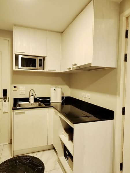 Bless Residence Ekkamai, Bangkok, Sukhumvit 71, Khlong Tan Nua, Watthana, Bangkok, 1 Bedroom, 27 sqm, Condo For Rent, by Methee Chaopanich, 500187362 - DDproperty.com