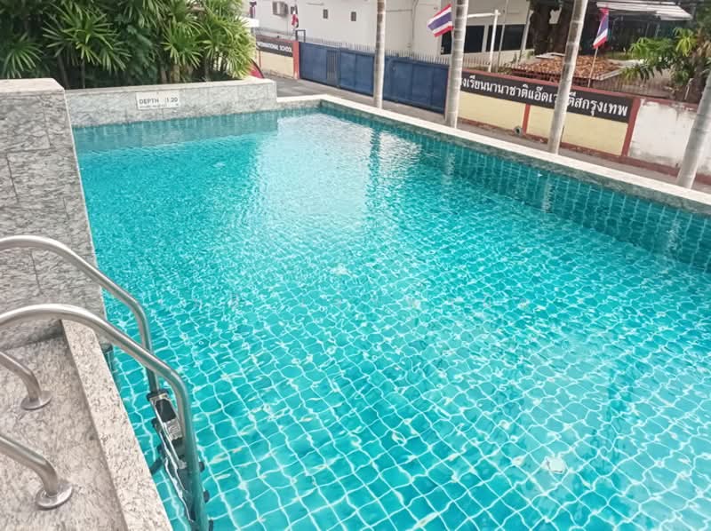 Bless Residence Ekkamai, Bangkok, Sukhumvit 71, Khlong Tan Nua, Watthana, Bangkok, 1 Bedroom, 27 sqm, Condo For Rent, by Methee Chaopanich, 500187362 - DDproperty.com