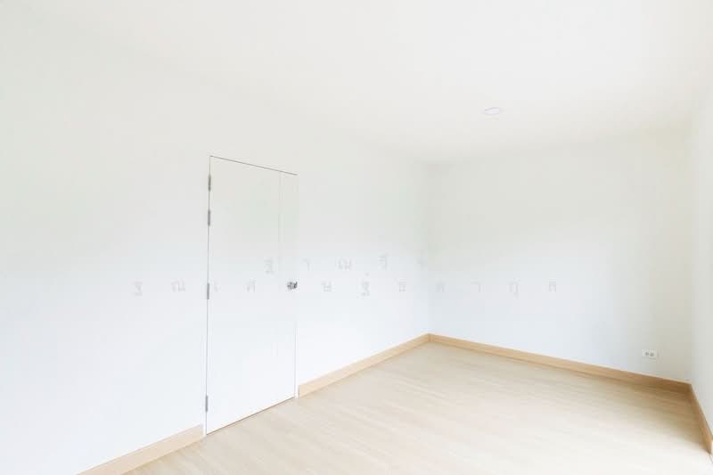 Baan Klang Muang Rama 9-On Nut, Bangkok, Bangkok-Chonburi New Road, Prawet, Prawet, Bangkok, 3 Bedrooms, 74 sqm, Townhouse For Sale, by Tharnavee Tharnasetthadakul, 500187369 - DDproperty.com