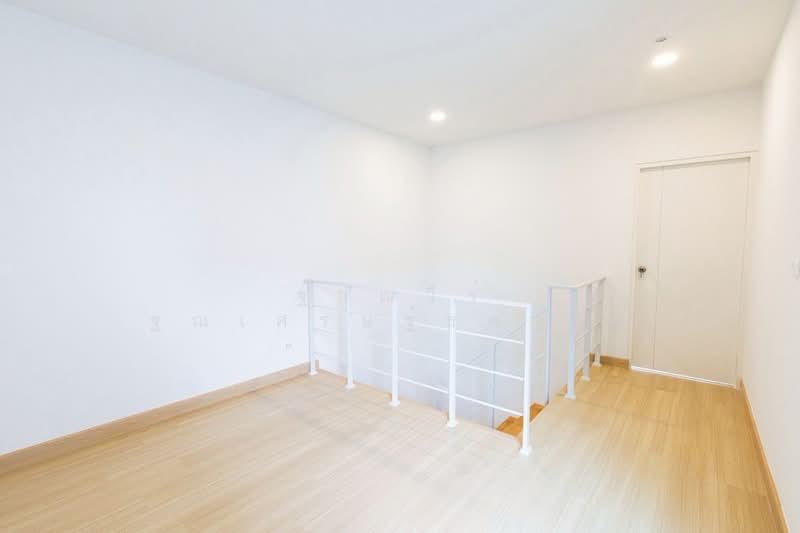 Baan Klang Muang Rama 9-On Nut, Bangkok, Bangkok-Chonburi New Road, Prawet, Prawet, Bangkok, 3 Bedrooms, 74 sqm, Townhouse For Sale, by Tharnavee Tharnasetthadakul, 500187369 - DDproperty.com