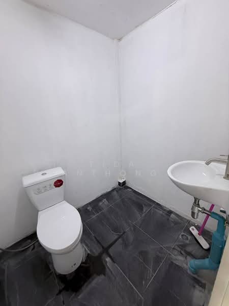 ให้เช่า โกดัง กรุงเทพกรีฑา ทับข้าง ใกล้ แอร์พอร์ตลิงค์ทับช้าง, กรุงเทพ, ทับช้าง, สะพานสูง, กรุงเทพ, 700 ตร.ม., โกดัง-โรงงาน ให้เช่า, โดย Tida phanthonglarptawee, 500187373 - DDproperty.com