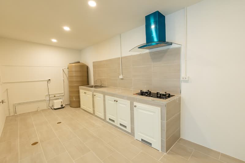 The Connect Suanluang-Onnut, Bangkok, Soi 67, Chalerm Phrakiat Rama 9 Road, Prawet, Prawet, Bangkok, 3 Bedrooms, 72 sqm, Townhouse For Sale, by Tharnavee Tharnasetthadakul, 500187384 - DDproperty.com