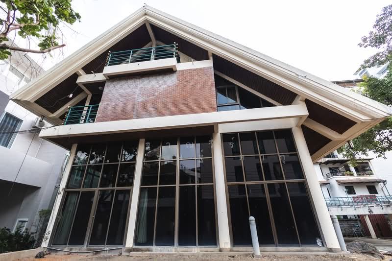 บ้านเลขที่ 23 ซอยสุขุมวิท 24, Bangkok, Khong Tan, Khlong Toei, Bangkok, 7 Bedrooms, 920 sqm, Single Detached House For Rent, by Tharnavee Tharnasetthadakul, 500187395 - DDproperty.com