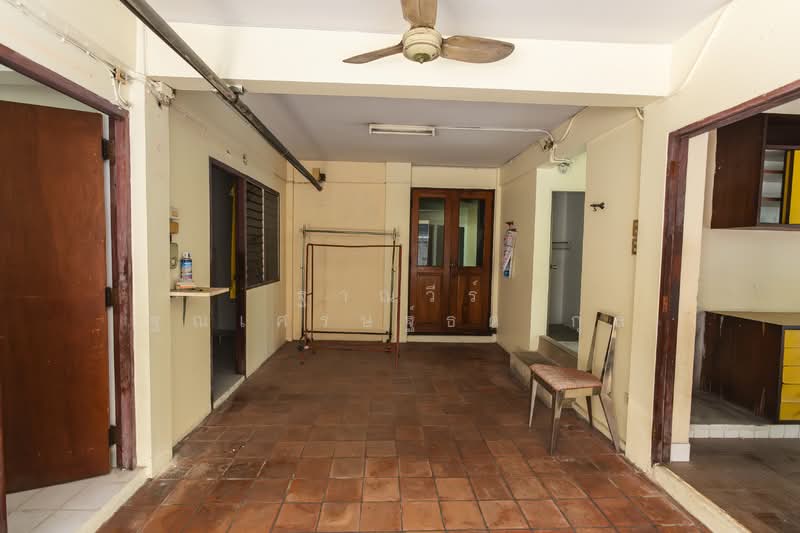 บ้านเลขที่ 23 ซอยสุขุมวิท 24, Bangkok, Khong Tan, Khlong Toei, Bangkok, 7 Bedrooms, 920 sqm, Single Detached House For Rent, by Tharnavee Tharnasetthadakul, 500187395 - DDproperty.com