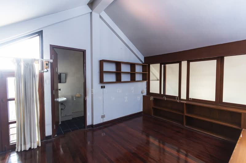 บ้านเลขที่ 23 ซอยสุขุมวิท 24, กรุงเทพ, คลองตัน, คลองเตย, กรุงเทพ, 920 ตร.ม., บ้านเดี่ยว ให้เช่า, โดย ฐาณวีร์ ฐณเศรษฐ์ธดากุล, 500187395 - DDproperty.com