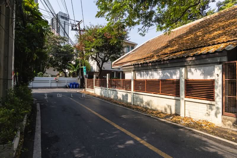 บ้านเลขที่ 23 ซอยสุขุมวิท 24, Bangkok, Khong Tan, Khlong Toei, Bangkok, 7 Bedrooms, 920 sqm, Single Detached House For Rent, by Tharnavee Tharnasetthadakul, 500187395 - DDproperty.com