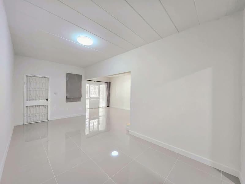 พิศาล ท่าข้าม 28, Bangkok, Samae Dam, Bang Khun Thian, Bangkok, 3 Bedrooms, 110 sqm, Townhouse For Sale, by พิจักษณ์ ตั้งพานิชยานนท์, 500187398 - DDproperty.com