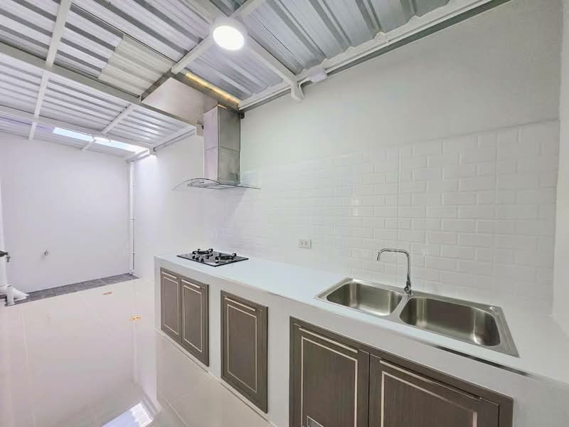 พิศาล ท่าข้าม 28, Bangkok, Samae Dam, Bang Khun Thian, Bangkok, 3 Bedrooms, 110 sqm, Townhouse For Sale, by พิจักษณ์ ตั้งพานิชยานนท์, 500187398 - DDproperty.com