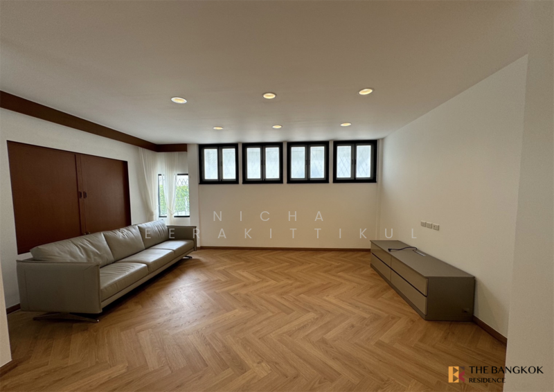 For Rent - House Ruamruedee, Bangkok