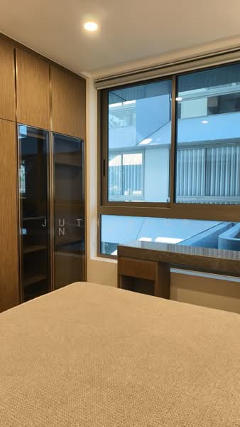 Holme Ekkamai 22, Bangkok, 68 100 Nuan Noi Alley, Khlong Tan Nua, Watthana, Bangkok, 1 Bedroom, 42 sqm, Condo For Rent, by Juthabhorn Uppachit (Amy), 500187403 - DDproperty.com