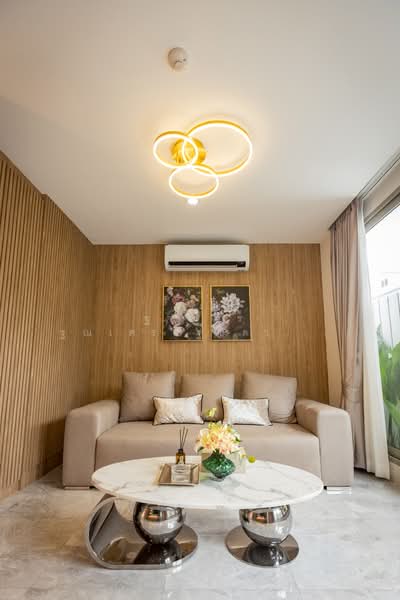 𝗦𝗬𝗠𝗠𝗘𝗧𝗥𝗬 เกษตร–นวมินทร์, Bangkok, -, Nawamin, Bueng Kum, Bangkok, 3 Bedrooms, 410 sqm, Villa For Sale, by Tharnavee Tharnasetthadakul, 500187411 - DDproperty.com