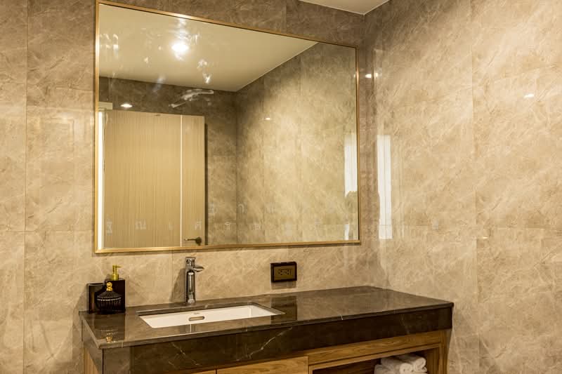 𝗦𝗬𝗠𝗠𝗘𝗧𝗥𝗬 เกษตร–นวมินทร์, Bangkok, -, Nawamin, Bueng Kum, Bangkok, 3 Bedrooms, 410 sqm, Villa For Sale, by Tharnavee Tharnasetthadakul, 500187411 - DDproperty.com