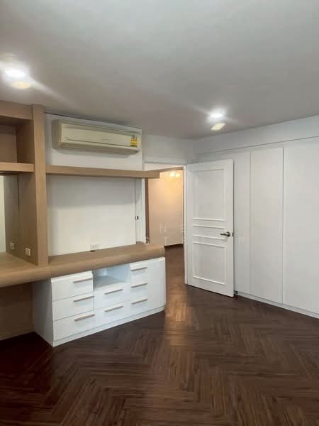 President Park Sukhumvit 24, Bangkok, 99 Sukhumvit 24 Alley, Khlongtoei Nua, Watthana, Bangkok, 3 Bedrooms, 223 sqm, Condo For Rent, by LINE @firststep, 500187417 - DDproperty.com