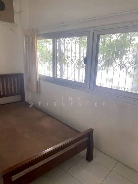 Sub-Street Shophouse Sukhumvit 22, Near BTS Phrom Phong, Bangkok, Khong Tan, Khlong Toei, Bangkok, , 180 sqm, Shophouse For Rent, by LINE @firststep, 500187419 - DDproperty.com