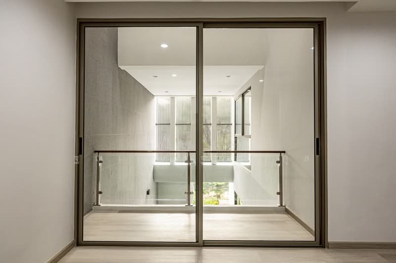 𝗦𝗬𝗠𝗠𝗘𝗧𝗥𝗬 เกษตร–นวมินทร์, Bangkok, Nawamin, Bueng Kum, Bangkok, 3 Bedrooms, 370 sqm, Villa For Sale, by Tharnavee Tharnasetthadakul, 500187420 - DDproperty.com