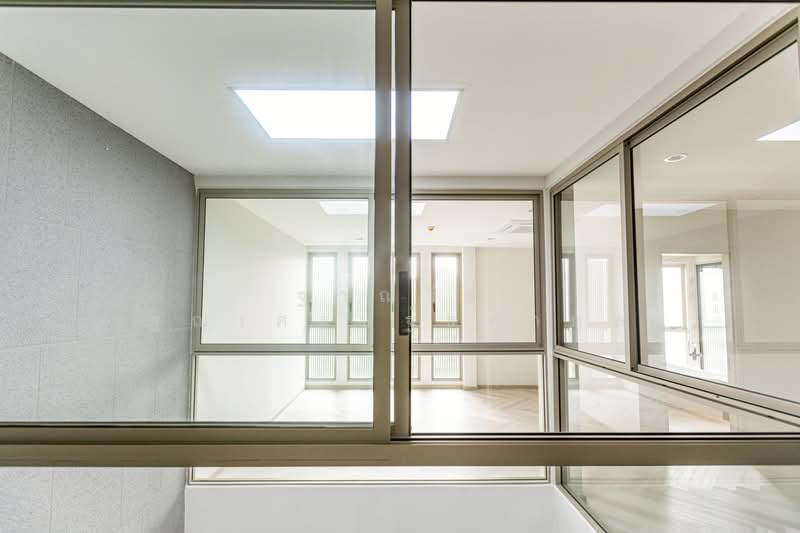 𝗦𝗬𝗠𝗠𝗘𝗧𝗥𝗬 เกษตร–นวมินทร์, Bangkok, Nawamin, Bueng Kum, Bangkok, 3 Bedrooms, 370 sqm, Villa For Sale, by Tharnavee Tharnasetthadakul, 500187420 - DDproperty.com