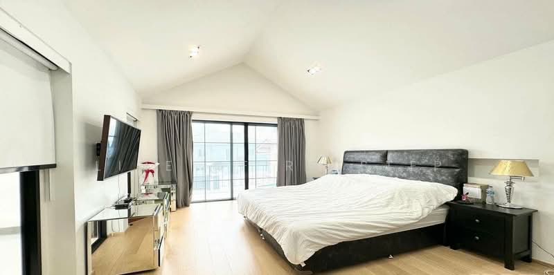 Luxury 3-Storey Single House Khlong San area, Near BTS Wongwian Yai & ICONSIAM, Bangkok, Bang Lam Phu Lang, Khlong San, Bangkok, 6 Bedrooms, 530 sqm, Single Detached House For Sale, by LINE @firststep, 500187421 - DDproperty.com