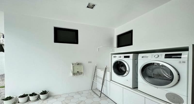 Luxury 3-Storey Single House Khlong San area, Near BTS Wongwian Yai & ICONSIAM, Bangkok, Bang Lam Phu Lang, Khlong San, Bangkok, 6 Bedrooms, 530 sqm, Single Detached House For Sale, by LINE @firststep, 500187421 - DDproperty.com