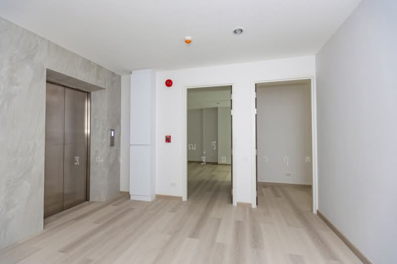 𝗦𝗬𝗠𝗠𝗘𝗧𝗥𝗬 เกษตร–นวมินทร์, Bangkok, -, Nawamin, Bueng Kum, Bangkok, 3 Bedrooms, 370 sqm, Villa For Sale, by Tharnavee Tharnasetthadakul, 500187422 - DDproperty.com