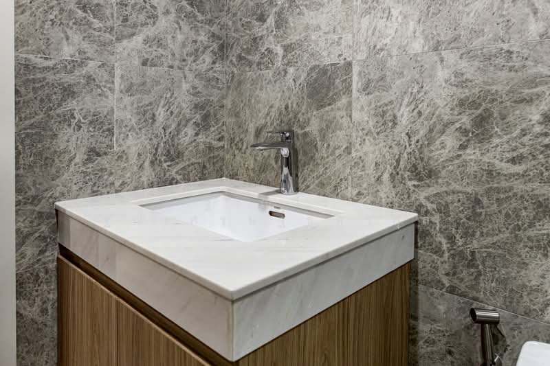 𝗦𝗬𝗠𝗠𝗘𝗧𝗥𝗬 เกษตร–นวมินทร์, Bangkok, -, Nawamin, Bueng Kum, Bangkok, 3 Bedrooms, 370 sqm, Villa For Sale, by Tharnavee Tharnasetthadakul, 500187422 - DDproperty.com