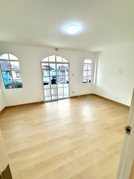 Muang Ramintra, Bangkok, Sam Wa Tawan Tok, Khlong Sam Wa, Bangkok, 3 Bedrooms, 80 sqm, Townhouse For Sale, by นภัสศรณ์ วงศ์สินไทยกร (นันท์), 500187432 - DDproperty.com