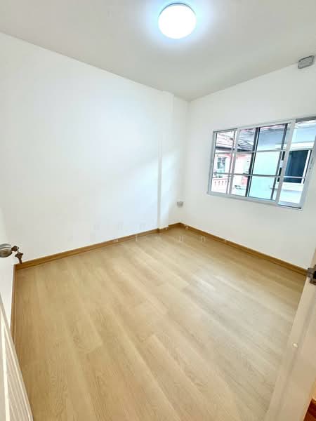 Muang Ramintra : เมืองประชา รามอินทรา, กรุงเทพ, สามวาตะวันตก, คลองสามวา, กรุงเทพ, 80 ตร.ม., ทาวน์เฮ้าส์ ขาย, โดย นภัสศรณ์ วงศ์สินไทยกร (นันท์), 500187432 - DDproperty.com