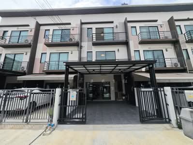 ขาย - บ้านกลางเมือง พหลโยธิน 50 (Baan klang muang Phaholyothin 50), กรุงเทพ