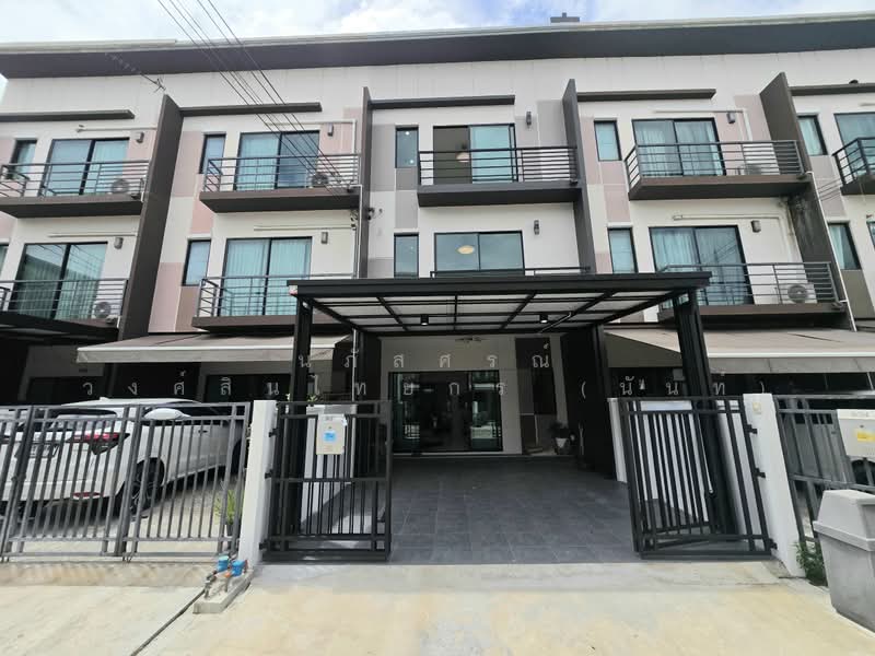 บ้านกลางเมือง พหลโยธิน 50 (Baan klang muang Phaholyothin 50), กรุงเทพ, Soi Phahonyothin 50, คลองถนน, สายไหม, กรุงเทพ, 160 ตร.ม., ทาวน์เฮ้าส์ ขาย, โดย นภัสศรณ์ วงศ์สินไทยกร (นันท์), 500187439 - DDproperty.com