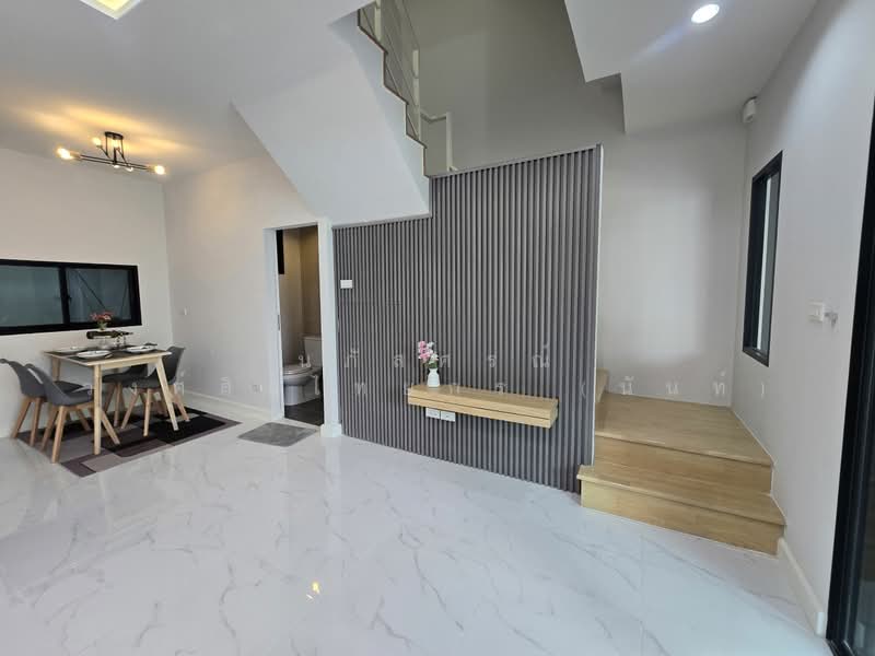 บ้านกลางเมือง พหลโยธิน 50 (Baan klang muang Phaholyothin 50), กรุงเทพ, Soi Phahonyothin 50, คลองถนน, สายไหม, กรุงเทพ, 160 ตร.ม., ทาวน์เฮ้าส์ ขาย, โดย นภัสศรณ์ วงศ์สินไทยกร (นันท์), 500187439 - DDproperty.com