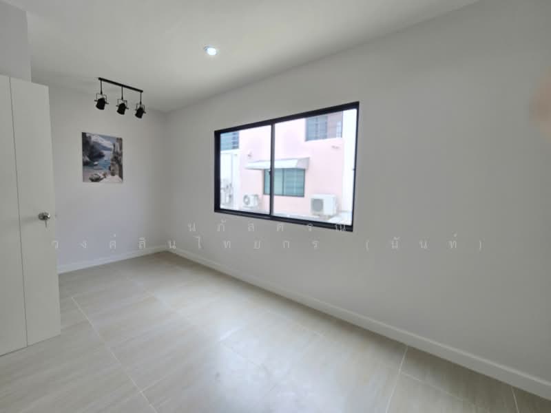 บ้านกลางเมือง พหลโยธิน 50 (Baan klang muang Phaholyothin 50), กรุงเทพ, Soi Phahonyothin 50, คลองถนน, สายไหม, กรุงเทพ, 160 ตร.ม., ทาวน์เฮ้าส์ ขาย, โดย นภัสศรณ์ วงศ์สินไทยกร (นันท์), 500187439 - DDproperty.com