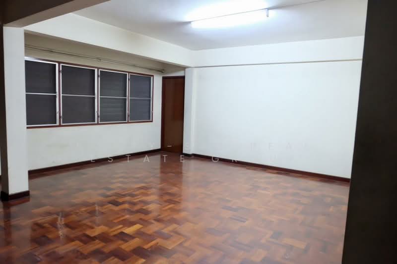 ปล่อยเช่าตึกขนาดใหญ่ 1,000 ตรม. ใจกลางเมือง ย่านอารีย์, Bangkok, Samsen Nai, Phaya Thai, Bangkok, , 1,000 sqm, Shophouse For Rent, by Forty-Six Real Estate Group, 500187459 - DDproperty.com