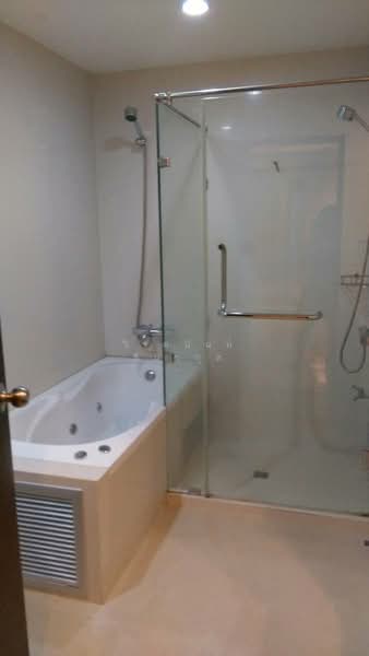 The Rajdamri, Bangkok, Ratchadamri Road, Lumphini, Pathum Wan, Bangkok, 1 Bedroom, 67 sqm, Condo For Rent, by wirattanun leemakul Mew, 500187462 - DDproperty.com