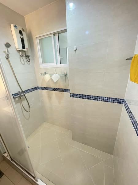 Life @ Sukhumvit 65, Bangkok, Sukhumvit Road, Phra Kanong Nua, Watthana, Bangkok, 1 Bedroom, 42 sqm, Condo For Rent, by Arinchaya Pornphakdeewattana, 500187465 - DDproperty.com