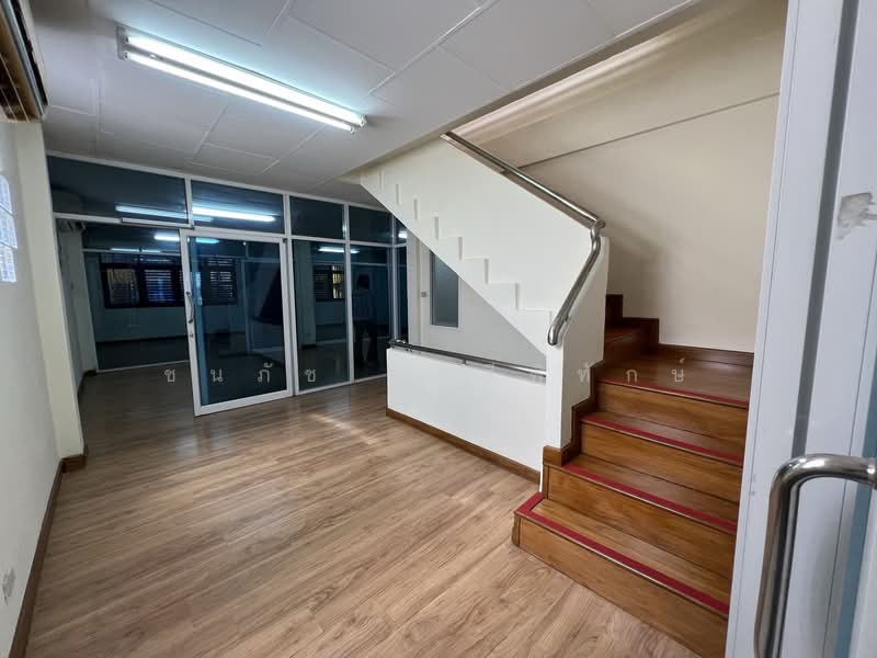 Rare Corner Commercial Building for Sale - 2 Units with Parking Space - On Nut Area Near Sukhumvit, Bangkok, Prawet, Prawet, Bangkok, , 210 sqm, Shophouse For Sale, by ชนภัช มาสีพิทักษ์, 500187491 - DDproperty.com