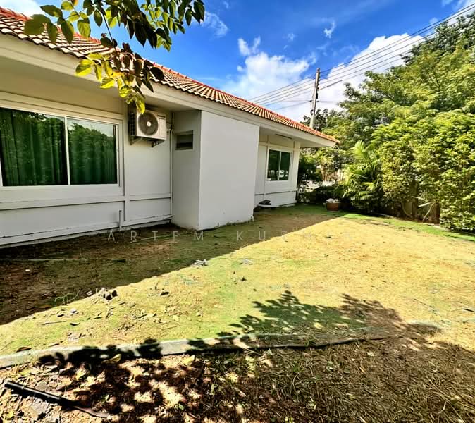 Ratanakorn village 17, Chon Buri (Pattaya), Bang Lamung, Bang Lamung (Pattaya), Chon Buri (Pattaya), 2 Bedrooms, 110 sqm, Single Detached House For Sale, by Artem Kuzmin, 500187493 - DDproperty.com