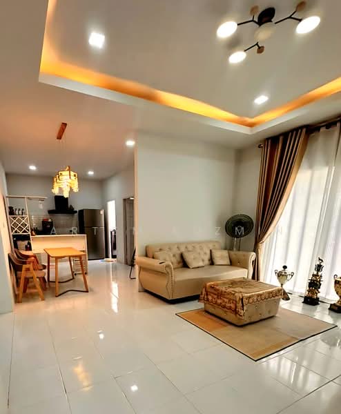 หมู่บ้านรัตนากรวิลเลจ 17, ชลบุรี, บางละมุง, บางละมุง, ชลบุรี, 110 ตร.ม., บ้านเดี่ยว ขาย, โดย Artem Kuzmin, 500187493 - DDproperty.com