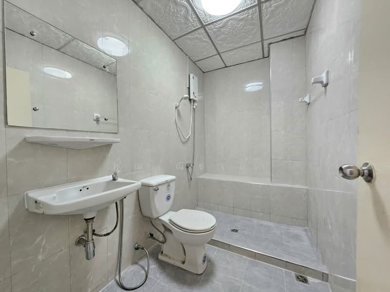 Sinsub Nakorn Garden : สินทรัพย์นครการ์เด้นท์, กรุงเทพ, ถนนกาญจนาภิเษก, หนองแขม, หนองแขม, กรุงเทพ, 200 ตร.ม., ทาวน์เฮ้าส์ ขาย, โดย คุณ ณิชาภา, 500187519 - DDproperty.com