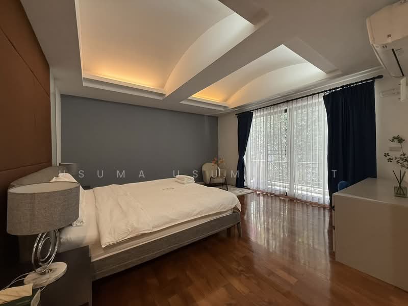 Pool Villa in Pridi , Ekkamai , Asok, Bangkok, Khlong Tan Nua, Watthana, Bangkok, 5 Bedrooms, 500 sqm, Villa For Rent, by Usuma Usumachat, 500187527 - DDproperty.com