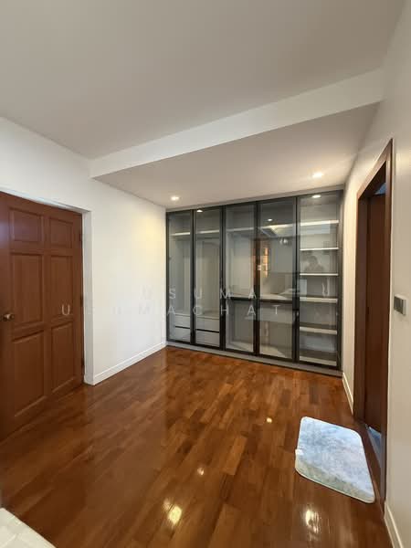 Pool Villa in Pridi , Ekkamai , Asok, Bangkok, Khlong Tan Nua, Watthana, Bangkok, 5 Bedrooms, 500 sqm, Villa For Rent, by Usuma Usumachat, 500187527 - DDproperty.com