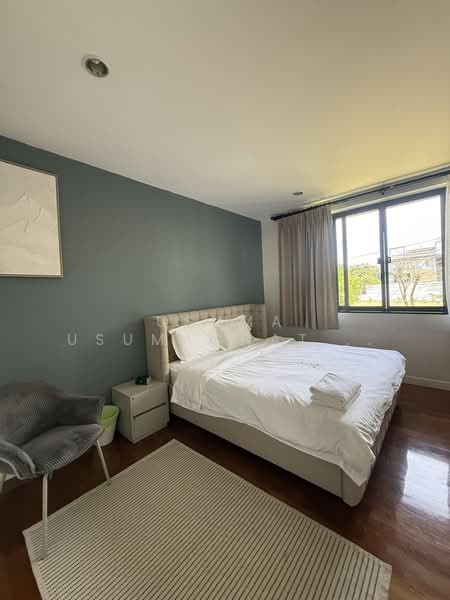 Pool Villa in Pridi , Ekkamai , Asok, Bangkok, Khlong Tan Nua, Watthana, Bangkok, 5 Bedrooms, 500 sqm, Villa For Rent, by Usuma Usumachat, 500187527 - DDproperty.com