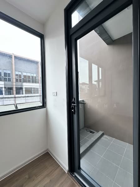 For Sale - Baan Klang Muang Sathorn-Suksawat, Samut Prakan