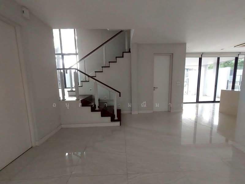 Baan Klang Muang Classe Ekkamai-Ramintra : บ้านกลางเมือง คลาสเซ่ เอกมัย-รามอินทรา, กรุงเทพ, ถนนสุคนธสวัสดิ์, ลาดพร้าว, ลาดพร้าว, กรุงเทพ, 454 ตร.ม., บ้านเดี่ยว ขาย, โดย อนุสรา มณีมาศ, 500187536 - DDproperty.com